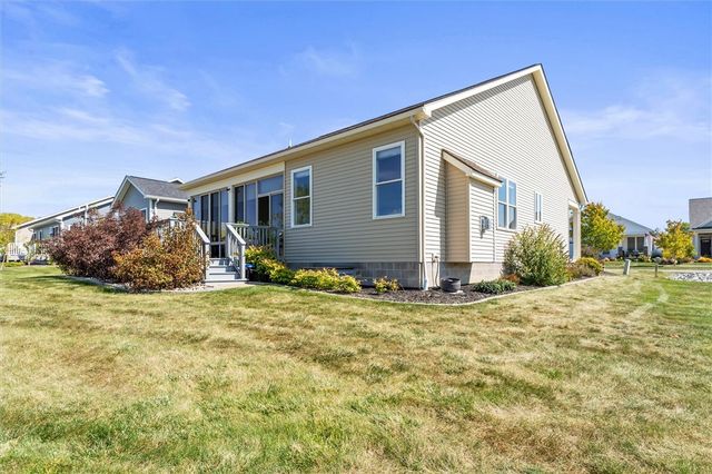 14 Thompson Lane, Canandaigua City, NY 14424