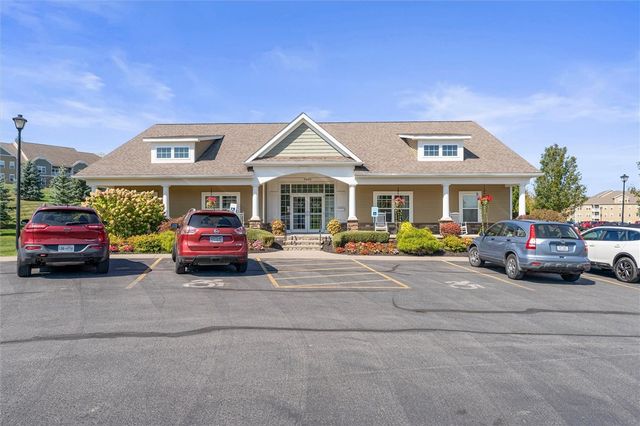 14 Thompson Lane, Canandaigua City, NY 14424