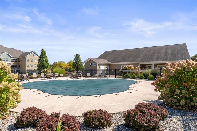 14 Thompson Lane, Canandaigua City, NY 14424