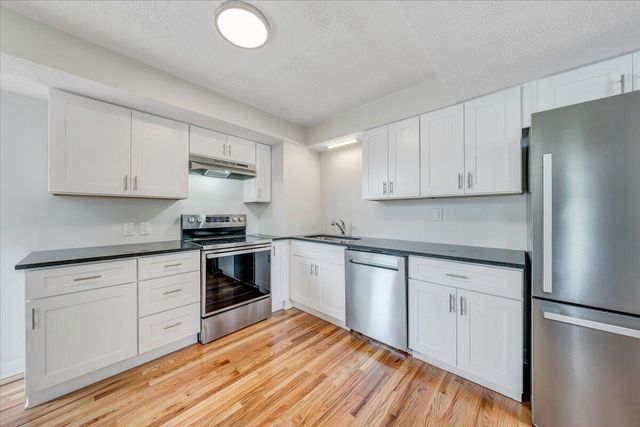 2001 Colgate ST NE, Roanoke, VA 24012