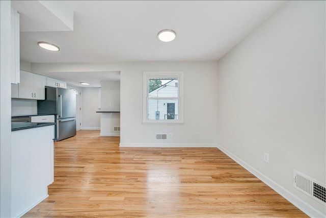 2001 Colgate ST NE, Roanoke, VA 24012