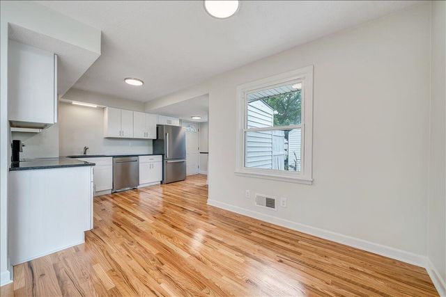 2001 Colgate ST NE, Roanoke, VA 24012