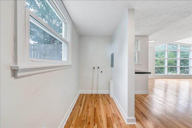 2001 Colgate ST NE, Roanoke, VA 24012