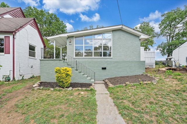 2001 Colgate ST NE, Roanoke, VA 24012