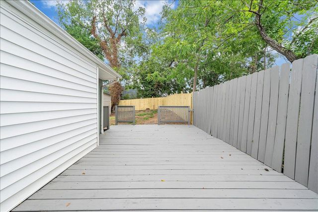 2001 Colgate ST NE, Roanoke, VA 24012