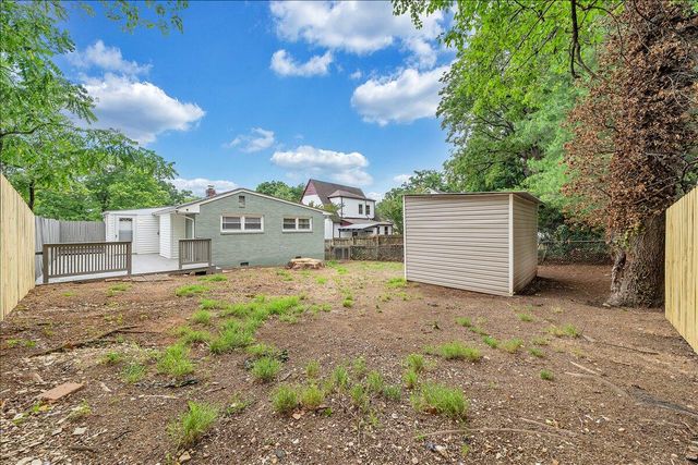 2001 Colgate ST NE, Roanoke, VA 24012