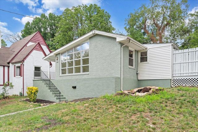 2001 Colgate ST NE, Roanoke, VA 24012