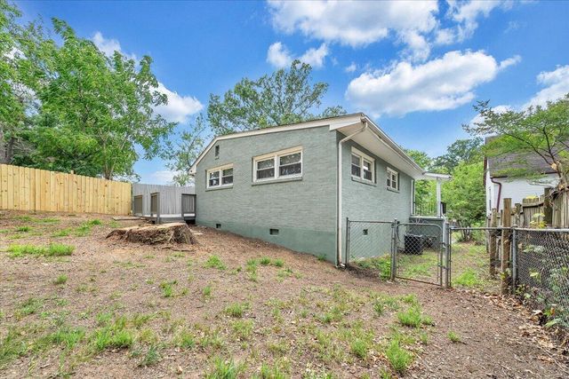 2001 Colgate ST NE, Roanoke, VA 24012