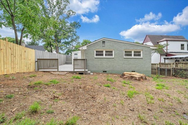 2001 Colgate ST NE, Roanoke, VA 24012