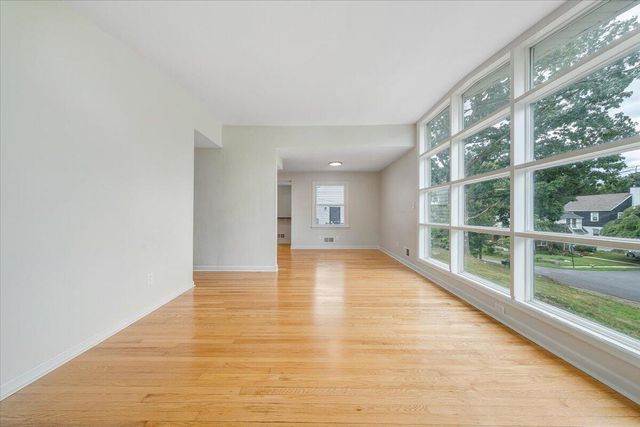2001 Colgate ST NE, Roanoke, VA 24012