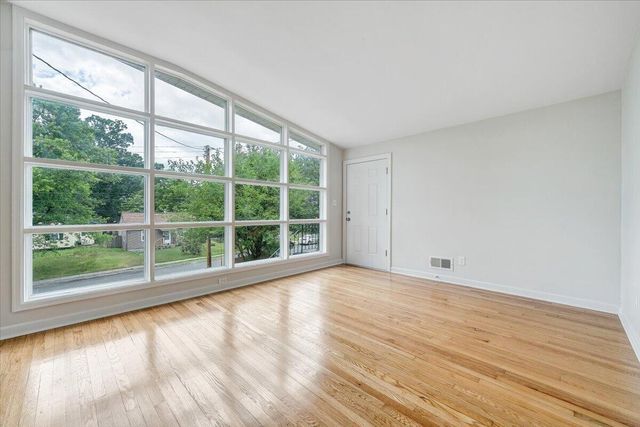2001 Colgate ST NE, Roanoke, VA 24012