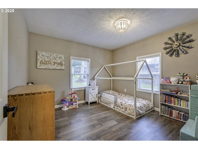 30800 Nw NORTH Ave, North Plains, OR 97133