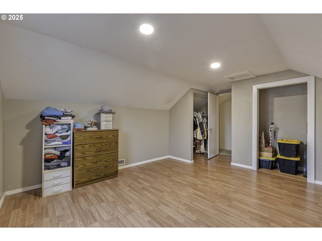 30800 Nw NORTH Ave, North Plains, OR 97133