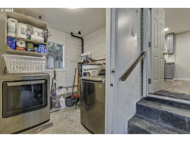 30800 Nw NORTH Ave, North Plains, OR 97133