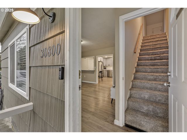 30800 Nw NORTH Ave, North Plains, OR 97133