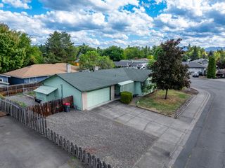 3054 Tahitian Avenue, Medford, OR 97504