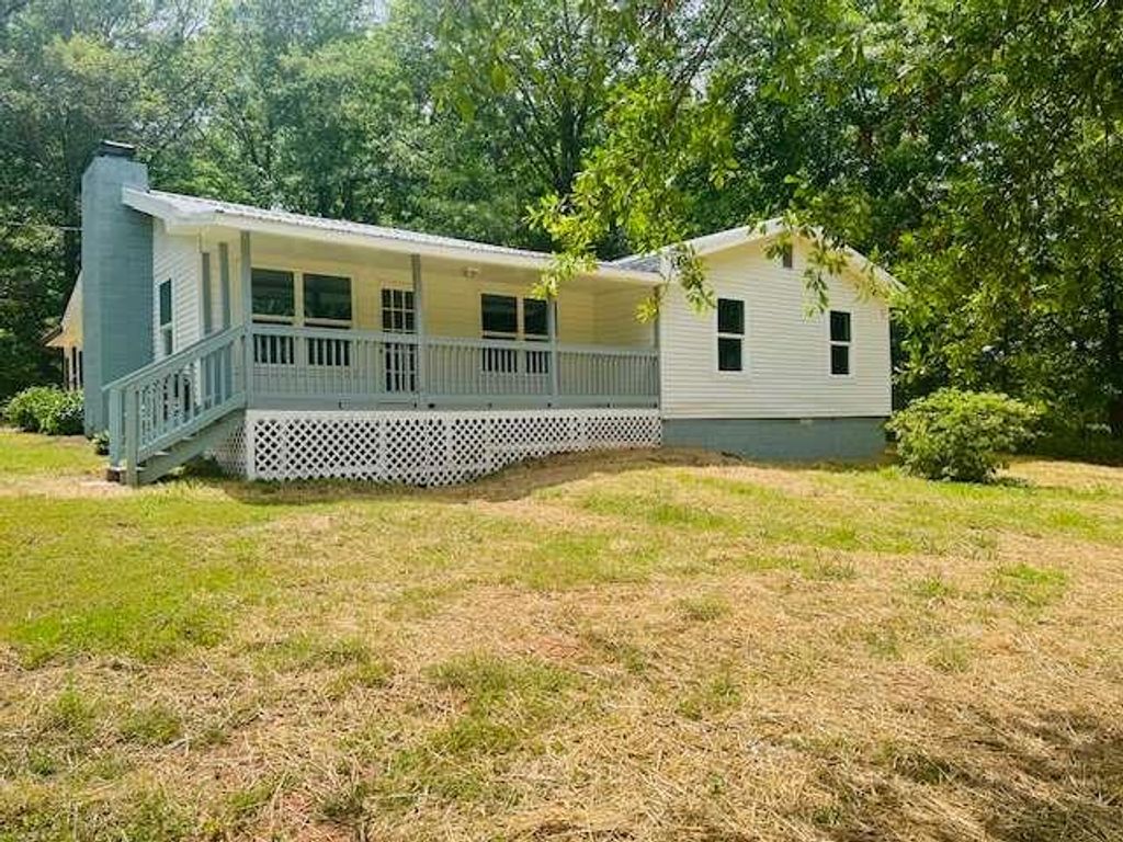 97 East Road, Covington, GA 30016