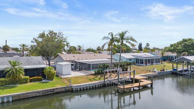 1024 SPINDLE PALM WAY, Apollo Beach, FL 33572