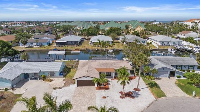 1024 SPINDLE PALM WAY, Apollo Beach, FL 33572