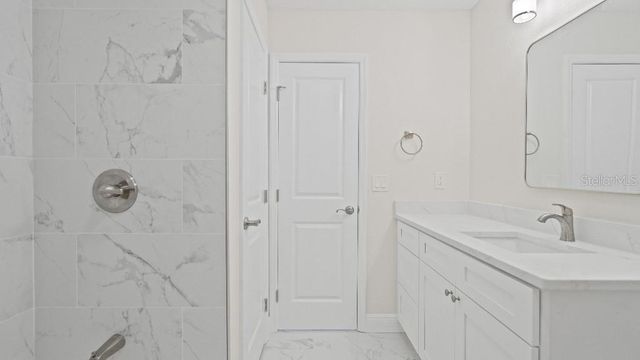 1024 SPINDLE PALM WAY, Apollo Beach, FL 33572