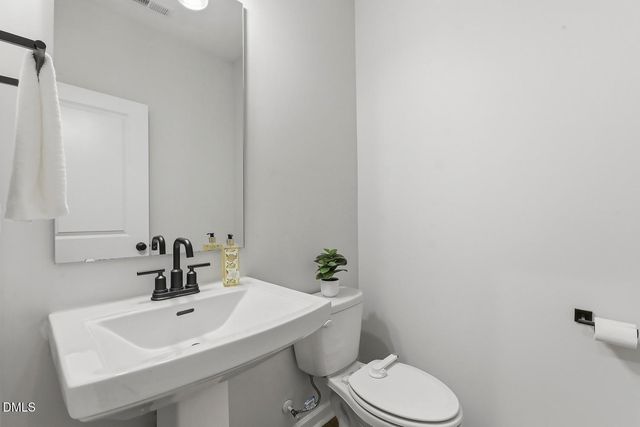 280 Albereto Drive, Clayton, NC 27527