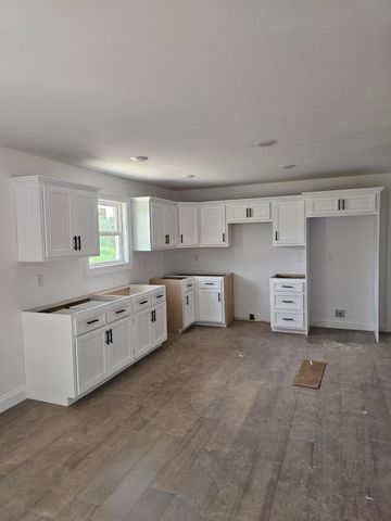 451 Madison Circle, London, KY 40741