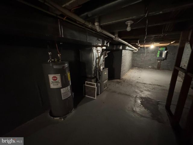 1025 N CARROLLTON AVE, Baltimore, MD 21217