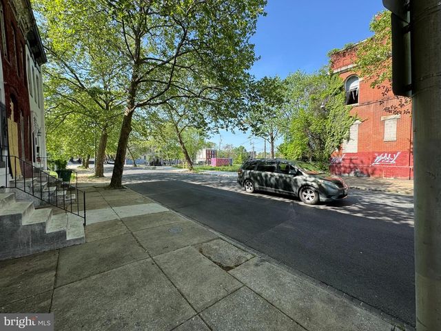 1025 N CARROLLTON AVE, Baltimore, MD 21217