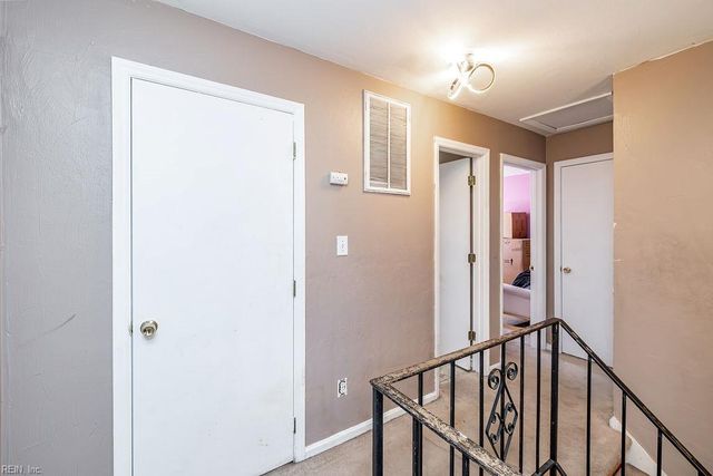 56 Banister DR, Hampton, VA 23666