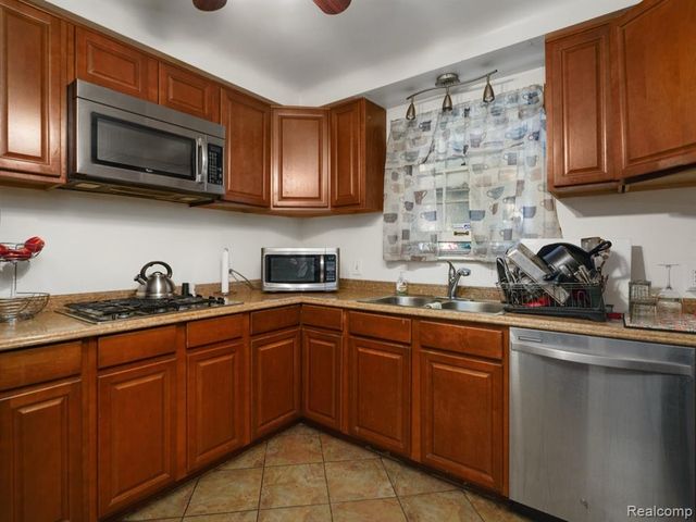 18281 Lancashire Street, Detroit, MI 48223