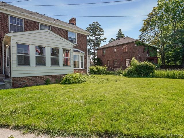 18281 Lancashire Street, Detroit, MI 48223