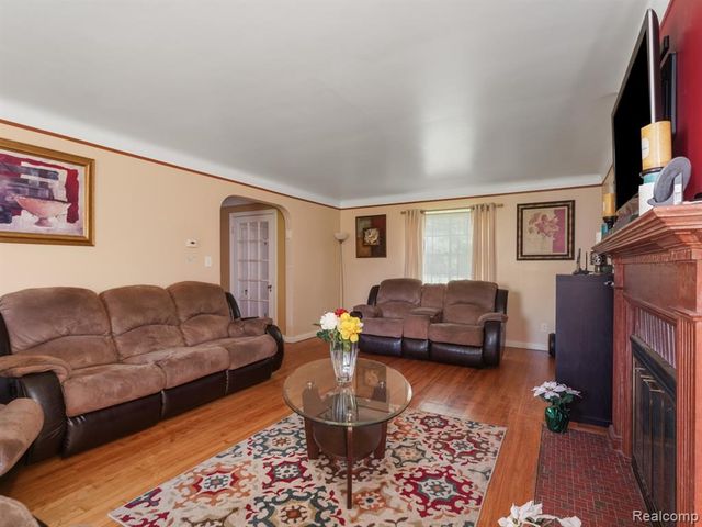 18281 Lancashire Street, Detroit, MI 48223