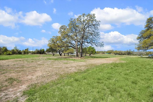 2121 S State Highway 237, Round Top, TX 78954