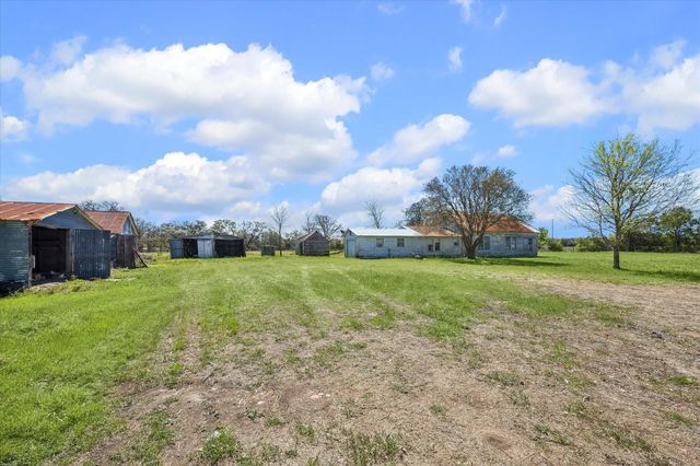 2121 S State Highway 237, Round Top, TX 78954