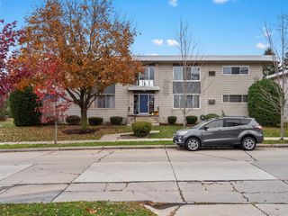 4910 Briarwood Avenue A1, Royal Oak, MI 48073