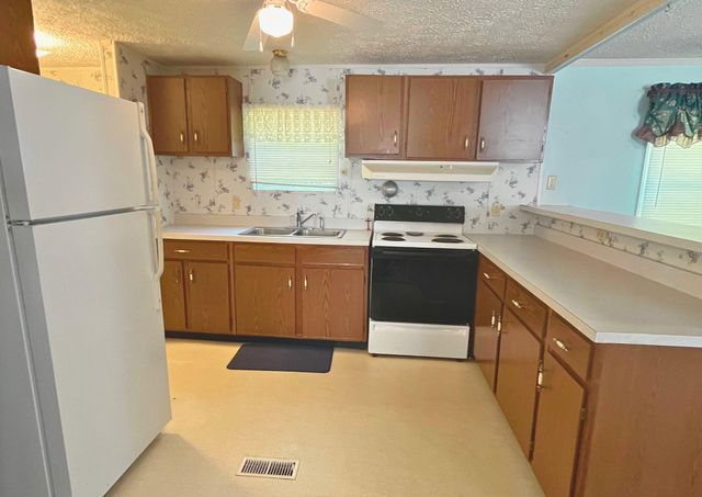 211 Osprey Drive, Moncks Corner, SC 29461