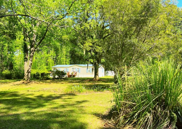 211 Osprey Drive, Moncks Corner, SC 29461