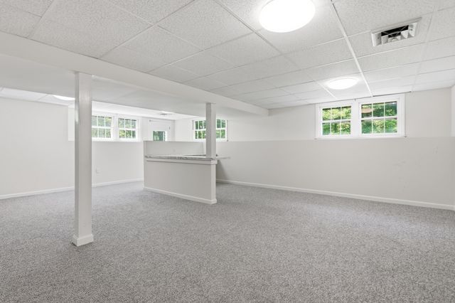 10 Beaver Dam Dr, Westford, MA 01886