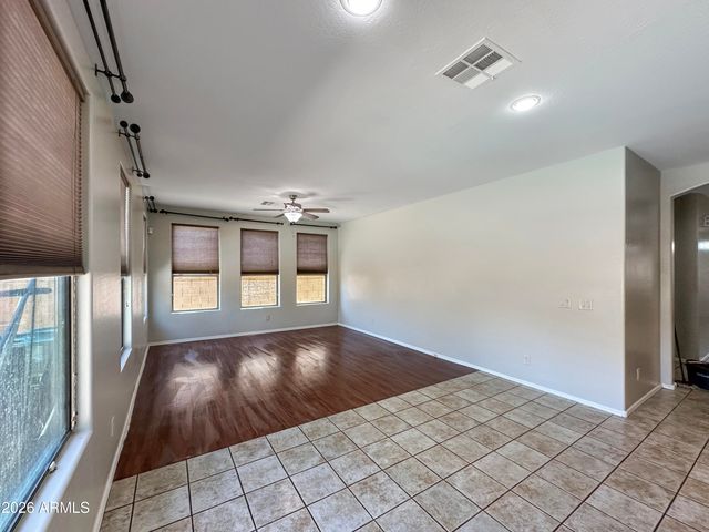 3078 S SOUTHWIND Drive, Gilbert, AZ 85295