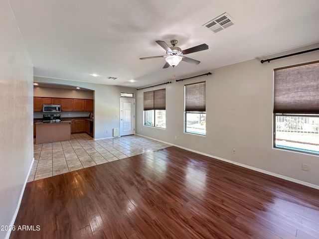 3078 S SOUTHWIND Drive, Gilbert, AZ 85295