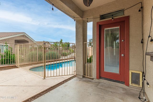 3078 S SOUTHWIND Drive, Gilbert, AZ 85295