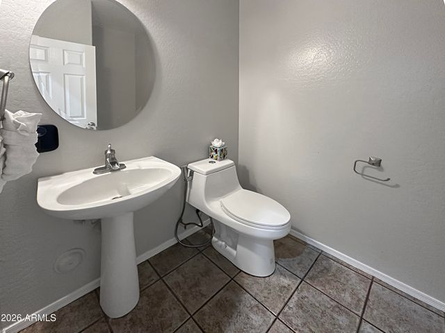 3078 S SOUTHWIND Drive, Gilbert, AZ 85295