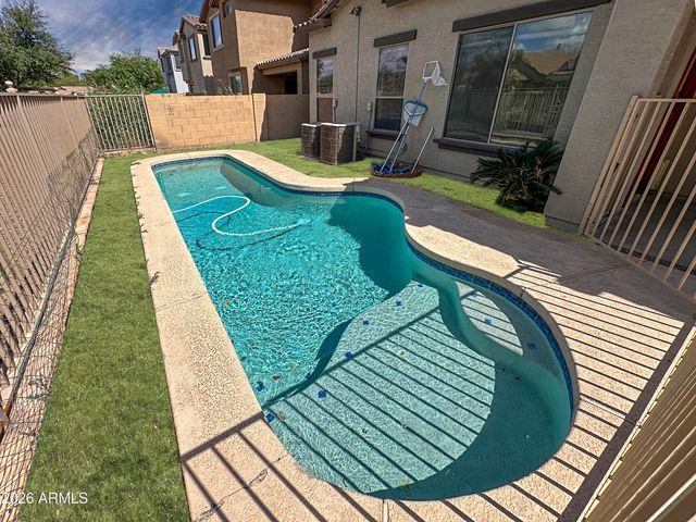 3078 S SOUTHWIND Drive, Gilbert, AZ 85295