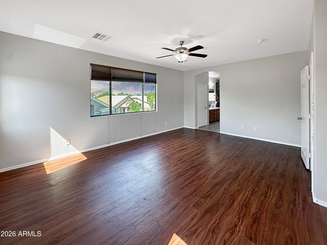 3078 S SOUTHWIND Drive, Gilbert, AZ 85295