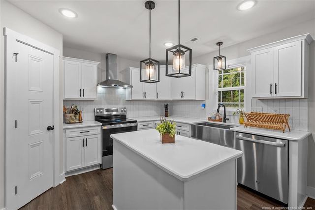 247 N Horace Walters Road, Raeford, NC 28376