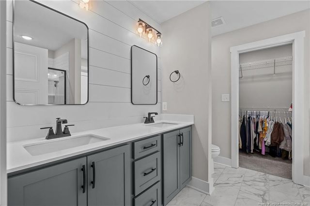 247 N Horace Walters Road, Raeford, NC 28376