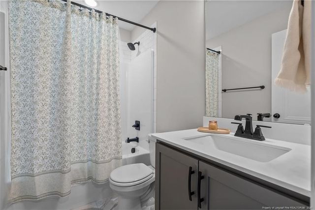 247 N Horace Walters Road, Raeford, NC 28376