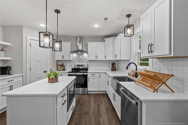 247 N Horace Walters Road, Raeford, NC 28376