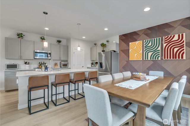 8790 75th Place NE, Marysville, WA 98270