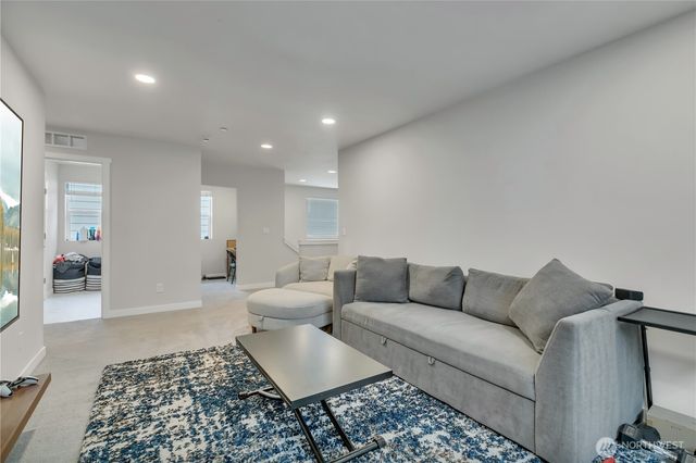 8790 75th Place NE, Marysville, WA 98270